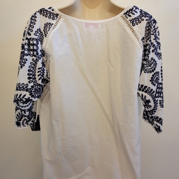 Junction West Embroidered Short Sleeve Top - Picture 4 of 4